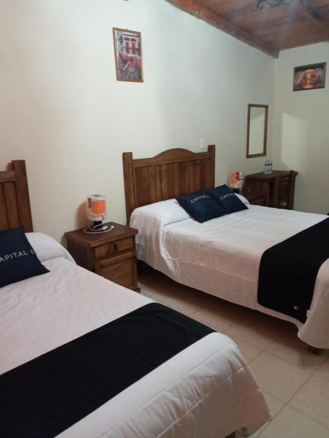Casa Manning Y Salon La Troje Hotel Omitlan de Juarez Bagian luar foto
